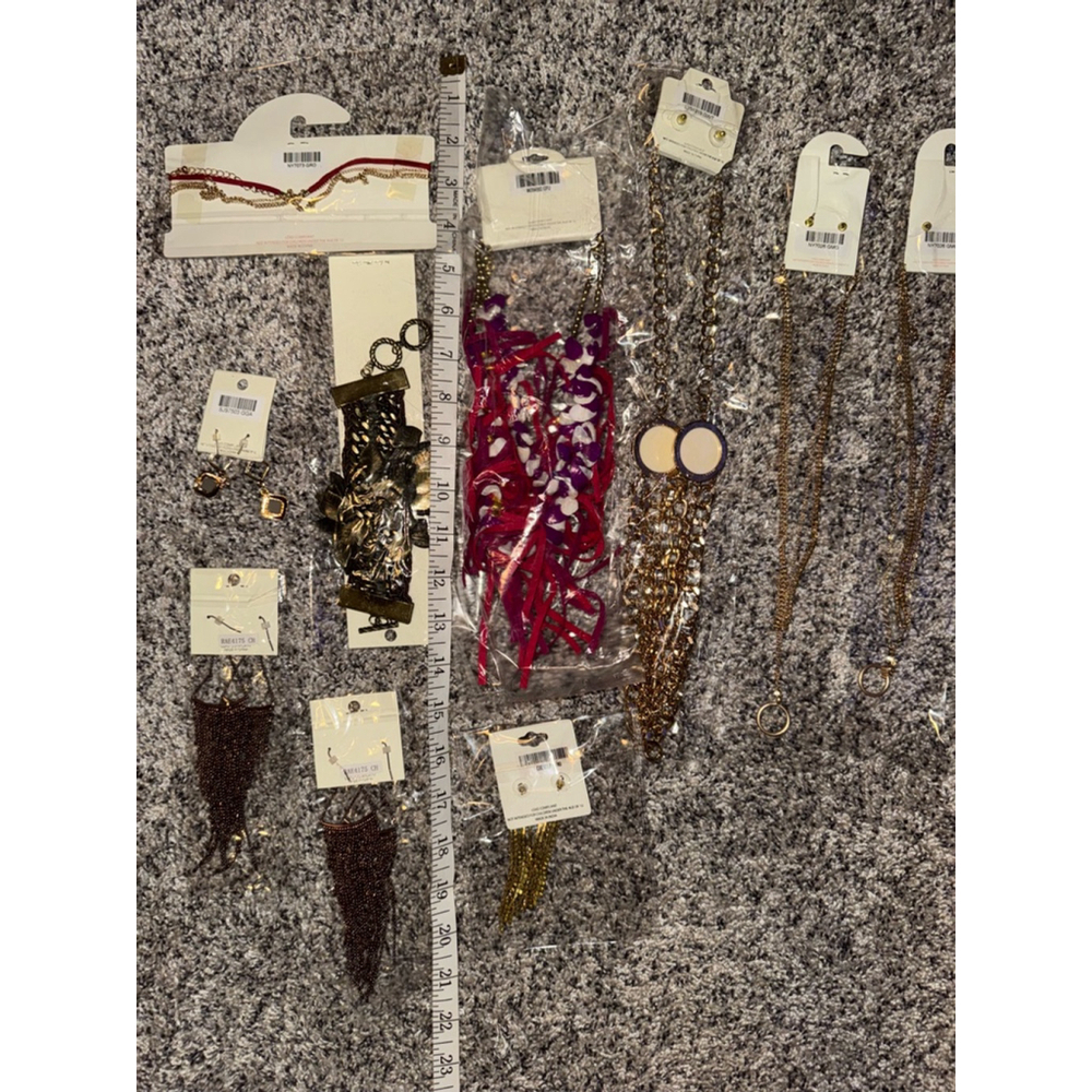 Huge 10 piece bundle of Women's MIA and Carisma Jewelry Gold and Brown​ - Picture 6 of 16